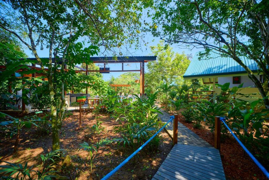 Casa Kristel - Exquisite Villa Getaway Puerto Viejo de Talamanca Exterior photo